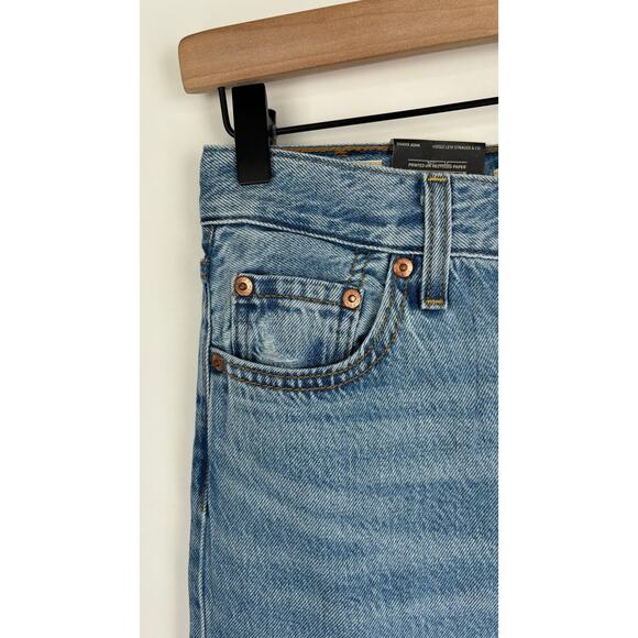 Levis Womens Premium Ribcage Straight Ankle Jeans Womens 26x27 New Light Wash - Picture 3 of 9